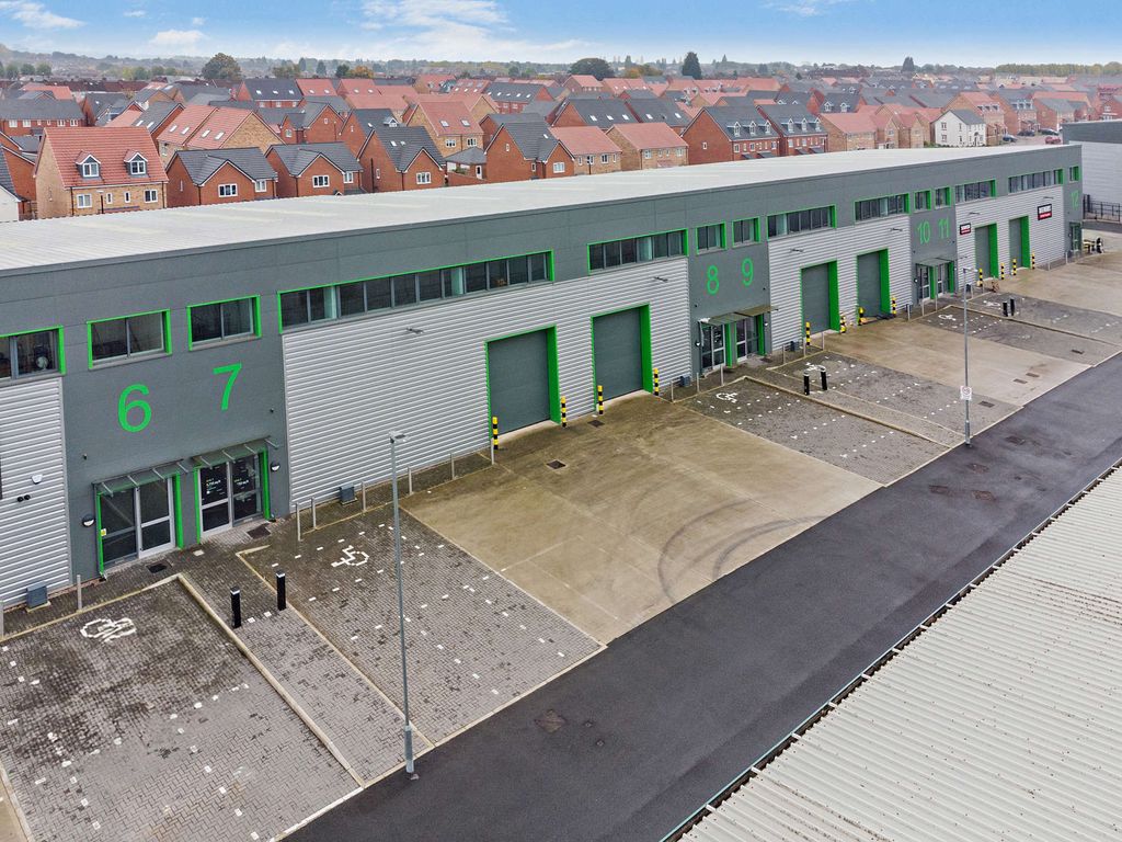 Property photo 2 of 11