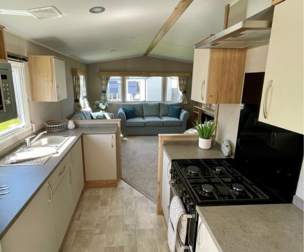 Property photo 2 of 5 Abi Inspire Kitchen At Hoburne Bashley