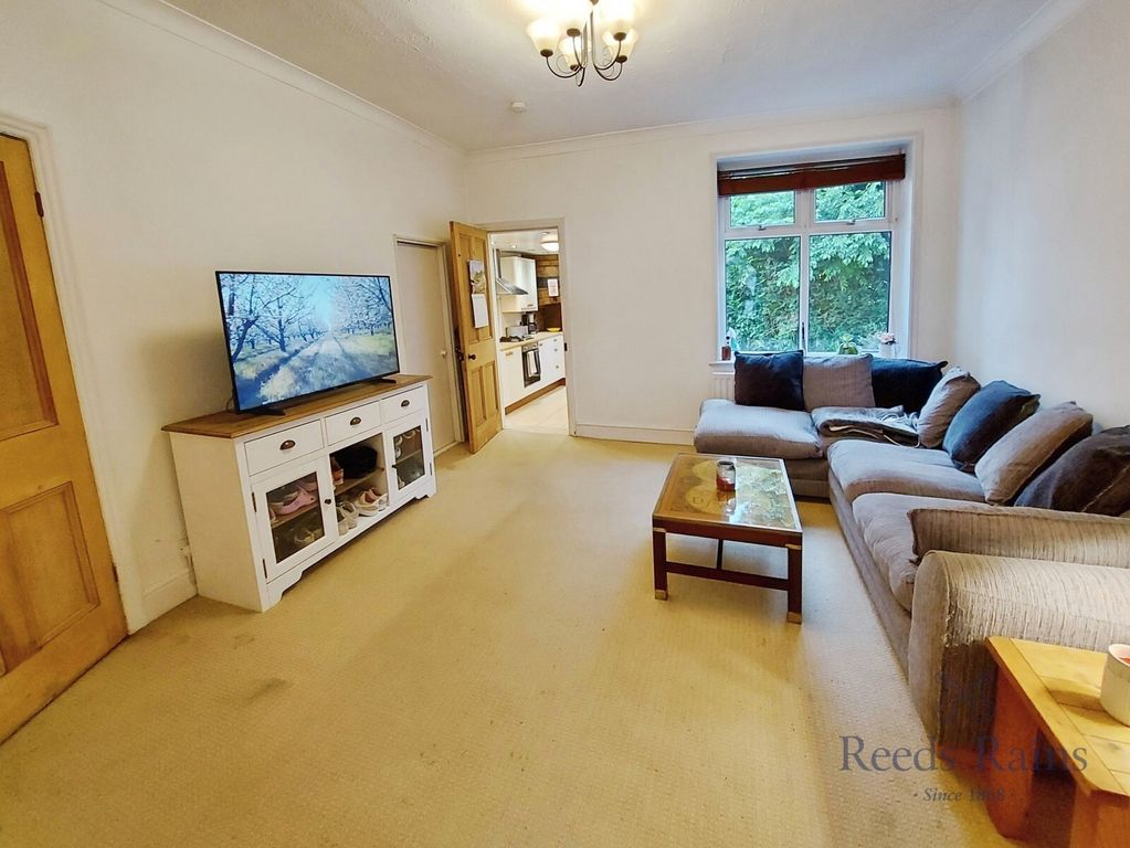 Property photo 3 of 14 Picture No. 09
