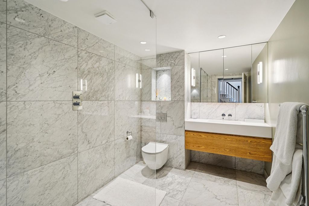 Additional image 19 of 7 bed detached house to rentWilton Crescent, London SW1X