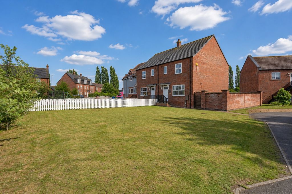 Property photo 1 of 17 1