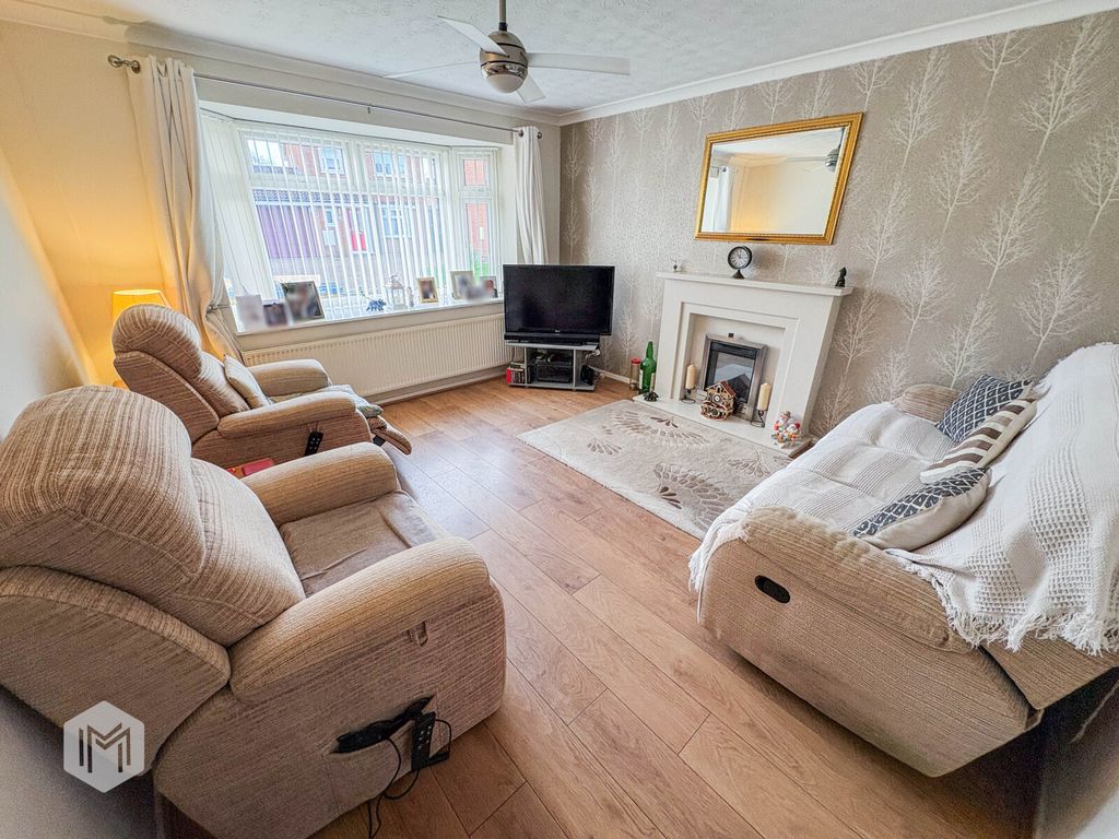 Property photo 2 of 16 Picture No. 15