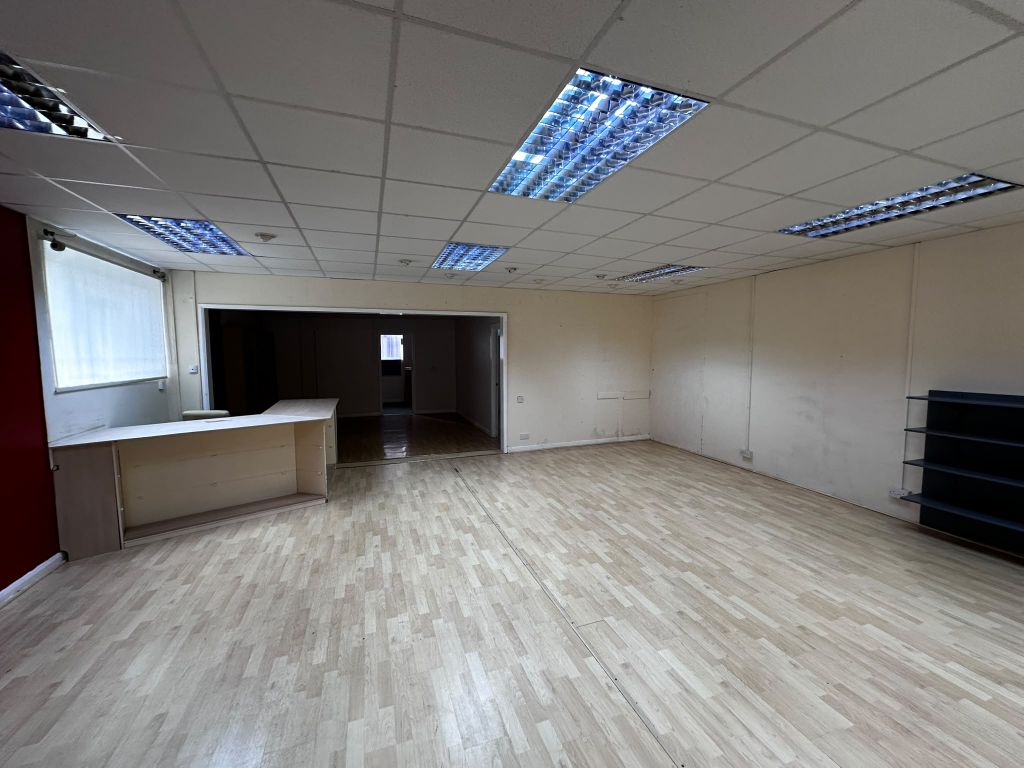 Property photo 2 of 6