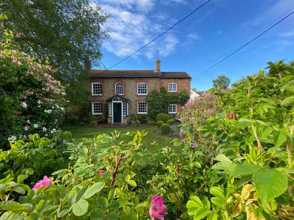 Property photo 1 of 25