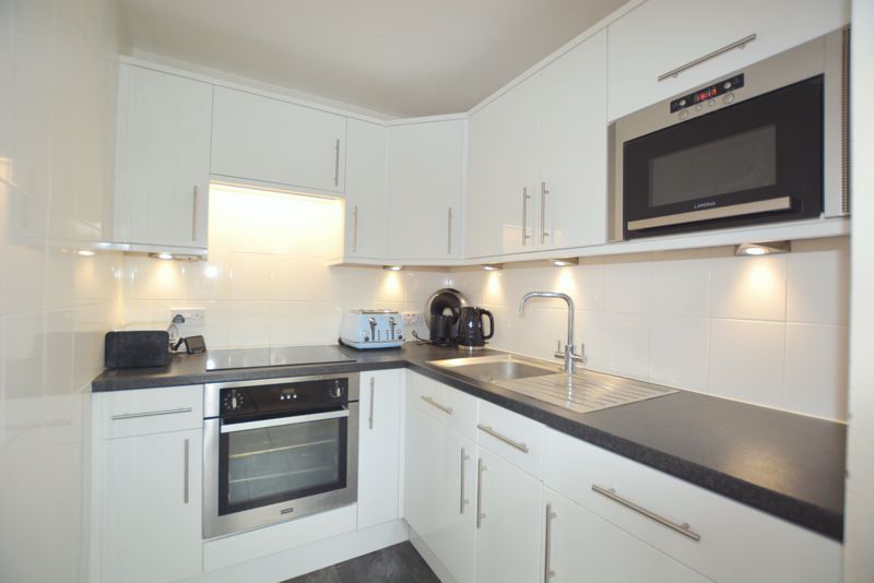Property photo 2 of 14 Photo 1