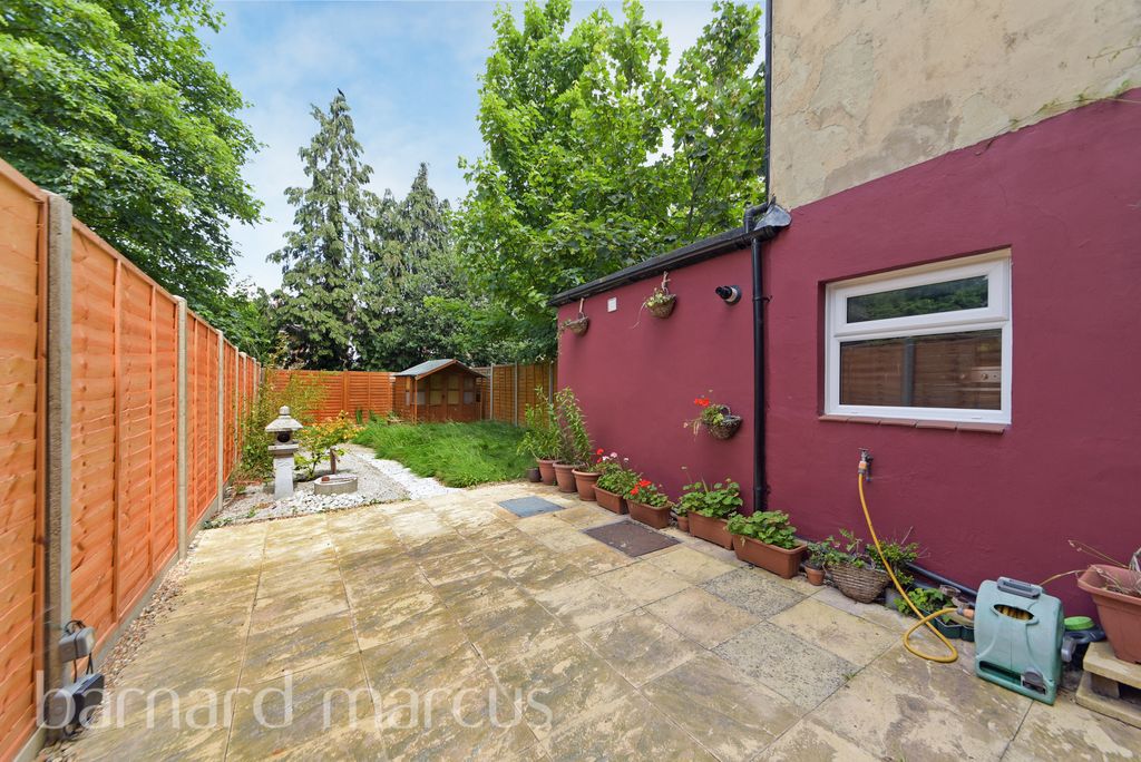 Property photo 3 of 8 Image