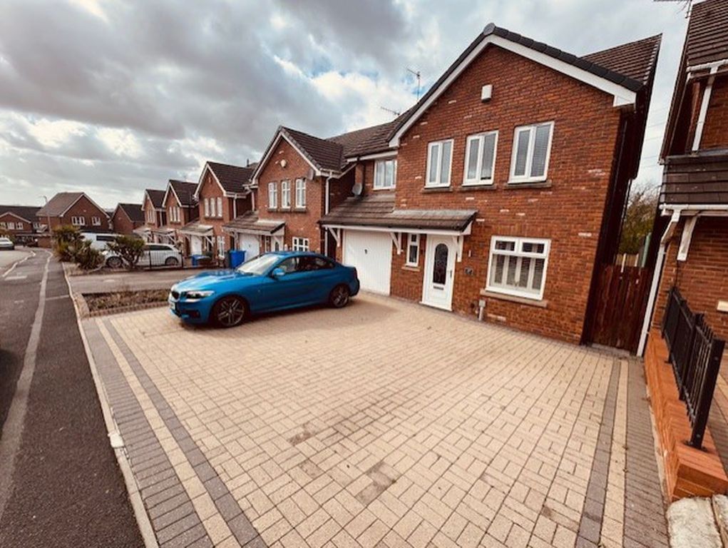 Property photo 1 of 32 External