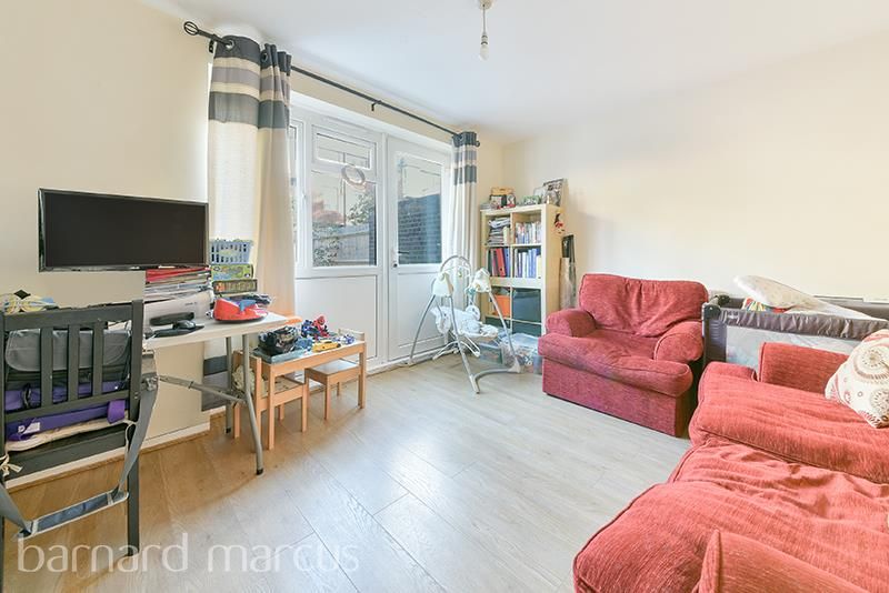 Property photo 2 of 6 Living Room