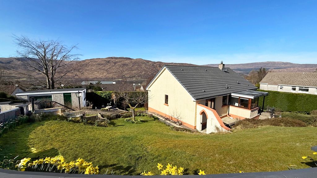 Property photo 2 of 38