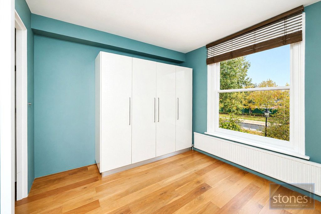 Property photo 3 of 12 Picture No. 10