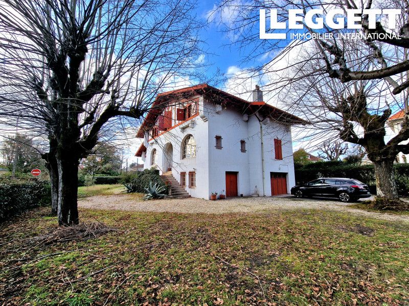 Property photo 1 of 10