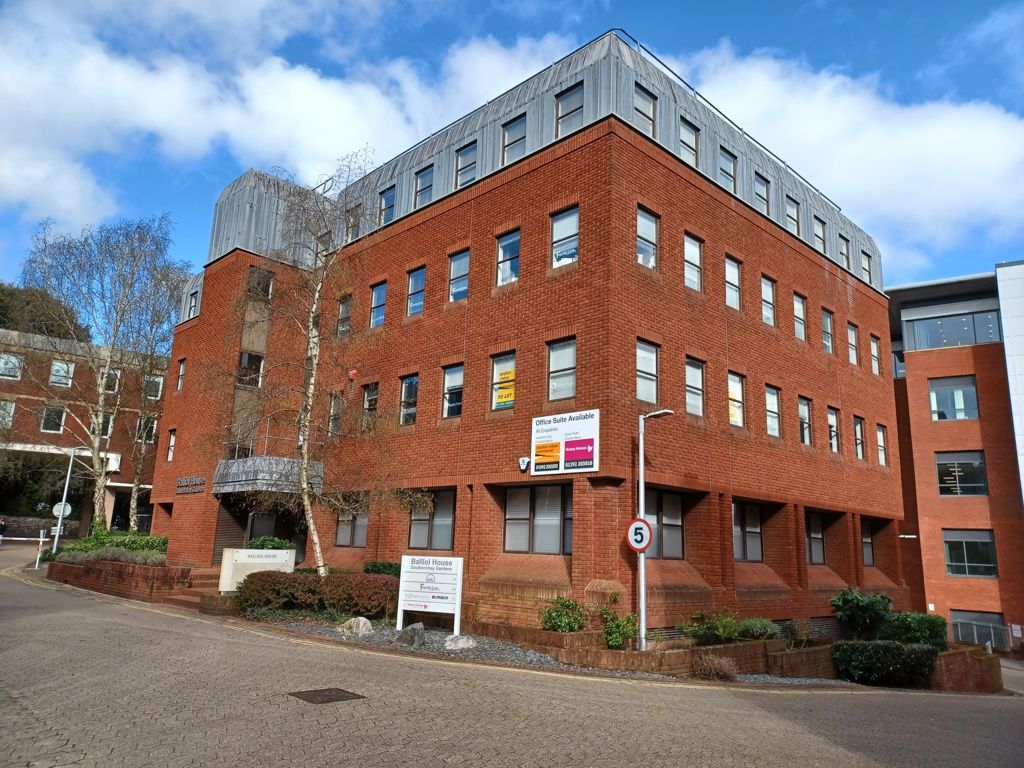 Property photo 1 of 9 Photo 2