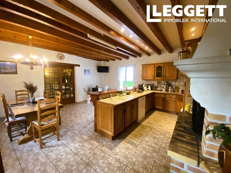 Property photo 2 of 10