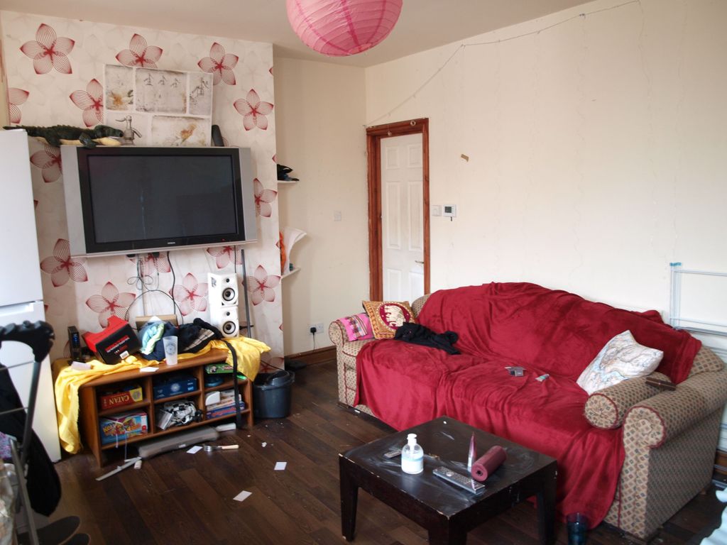 Property photo 3 of 9