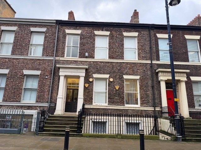 Property photo 1 of 3