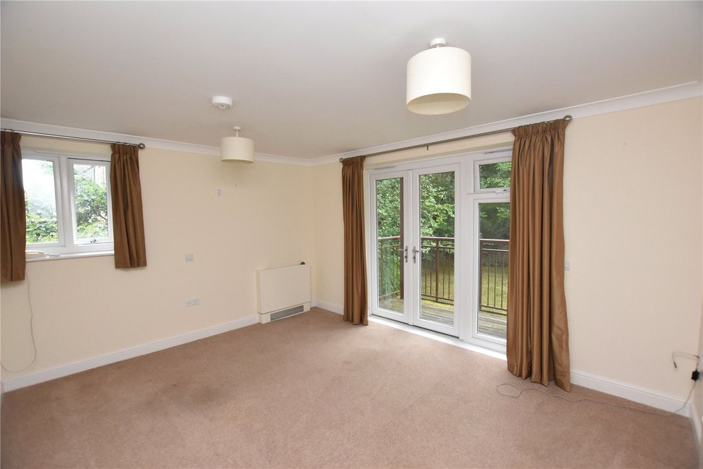 Property photo 3 of 9 Picture No. 10
