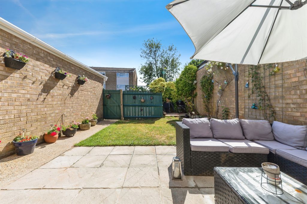 Property photo 2 of 17