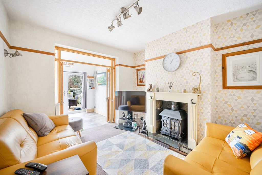 Property photo 3 of 18 Gallery