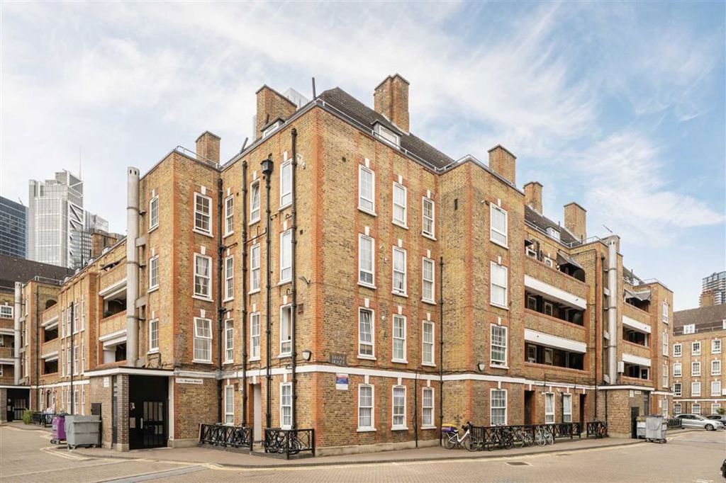 Property photo 1 of 12