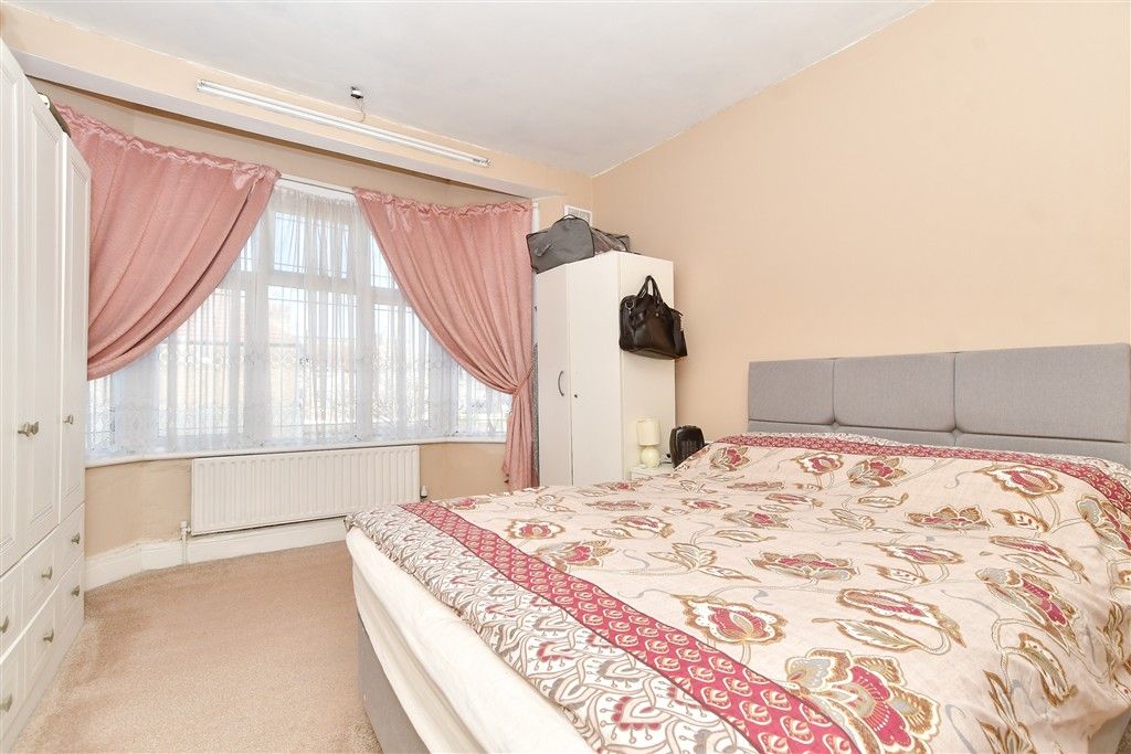 Property photo 1 of 10 Bedroom 1
