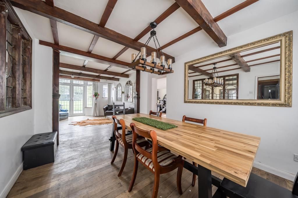 Property photo 3 of 23 Dining Area