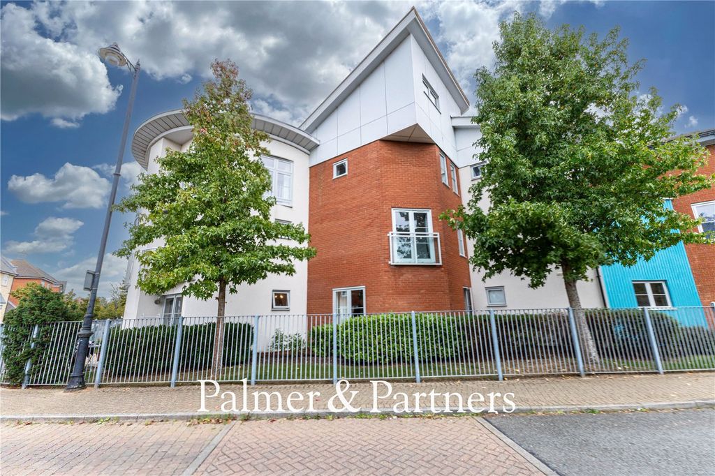 Property photo 1 of 10 Picture No. 17