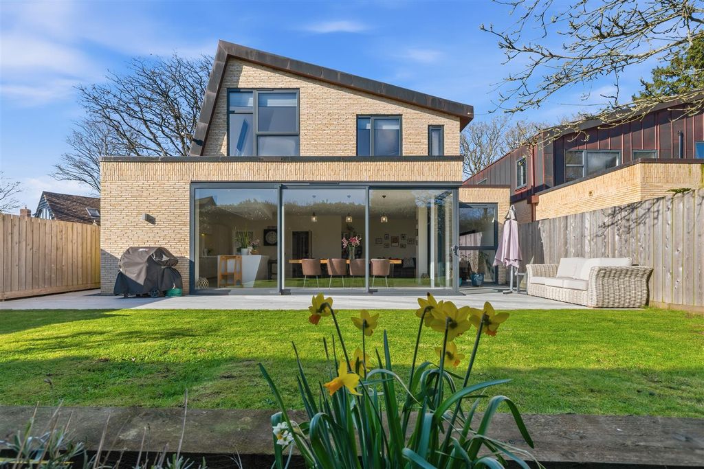 Property photo 3 of 46 Dsc_9501.Jpg