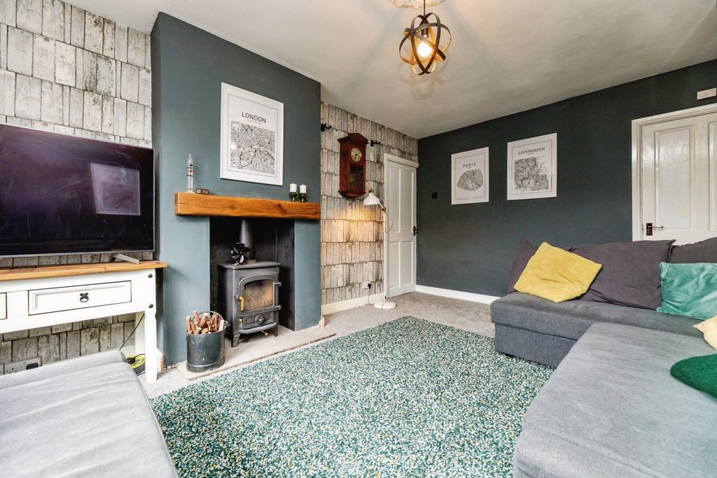 Property photo 2 of 18 Pbox-Img.Jpg