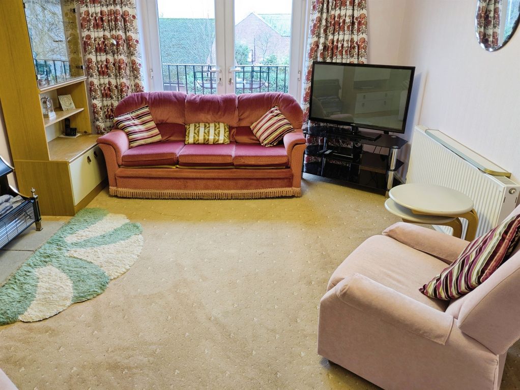 Property photo 3 of 17