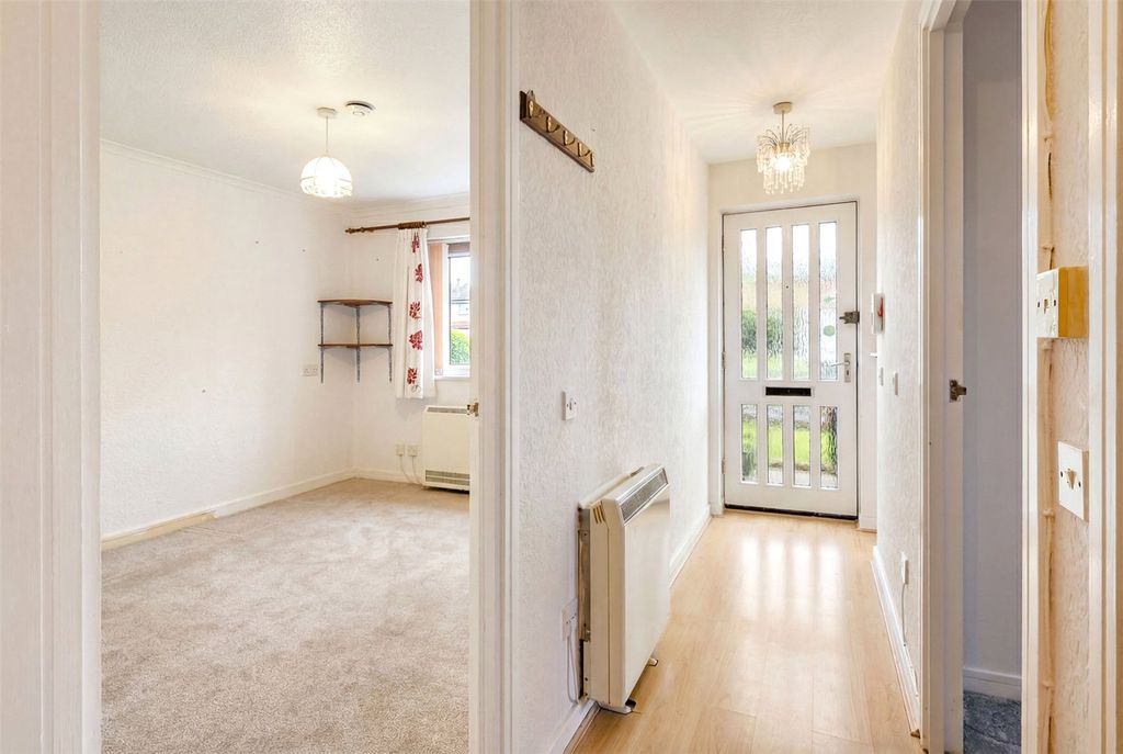 Property photo 2 of 11 Picture No. 02