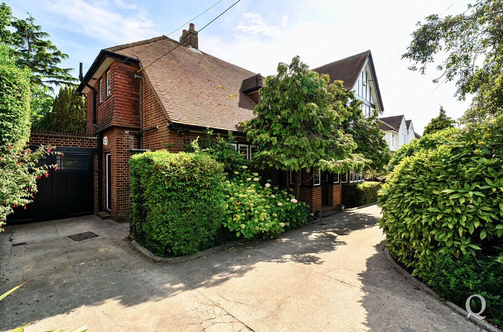 Property photo 1 of 26 4613c977-32E8-49d...