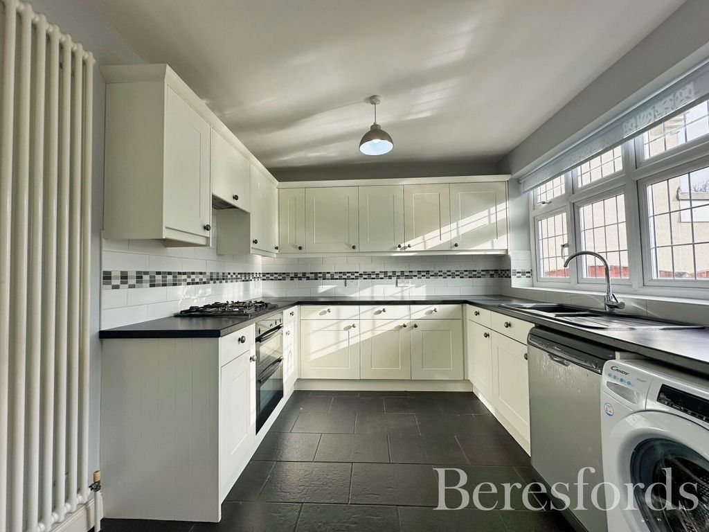 Property photo 2 of 19 Picture No. 02