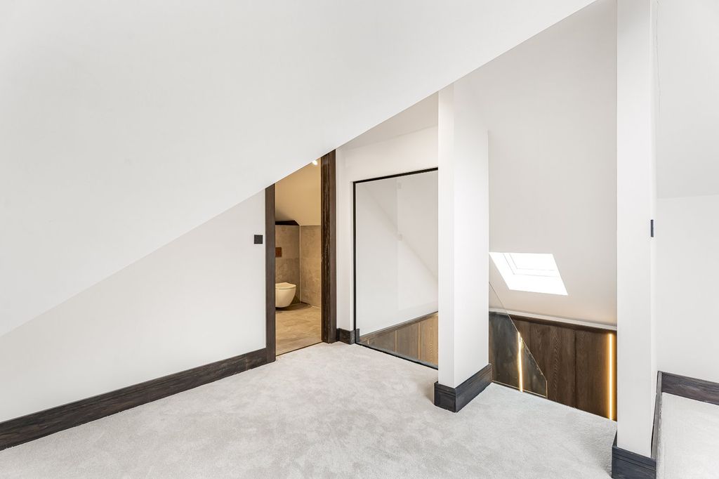 Additional image 24 of 5 bed detached house for salePipers Green Lane, Edgware HA8