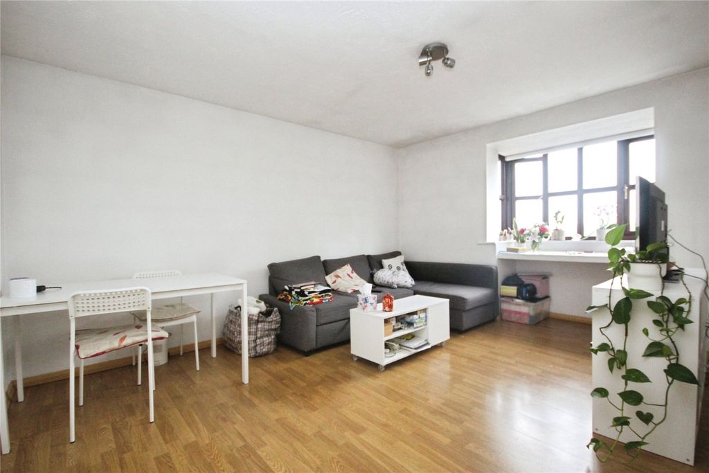 Property photo 3 of 15 Reception Room