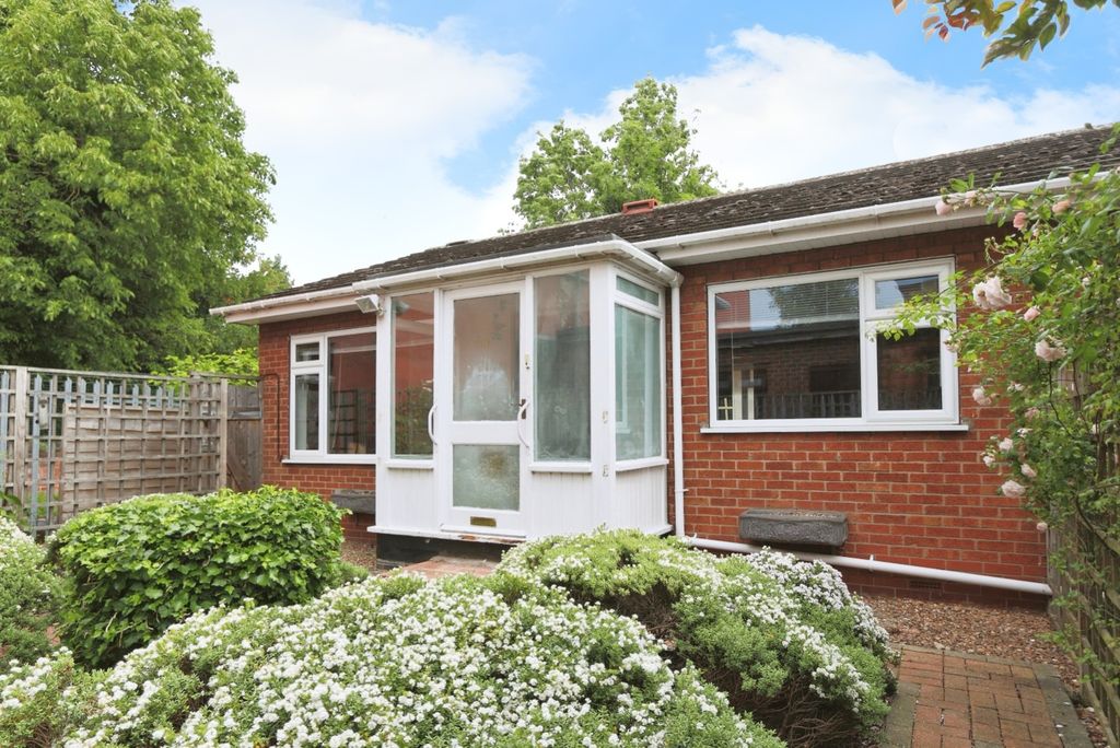 Property photo 1 of 12 4034672