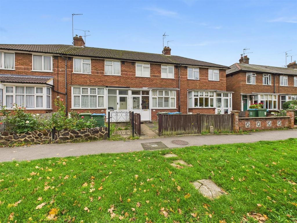 Property photo 1 of 12 Cam02435G0-Pr0073-Still019.Jpg