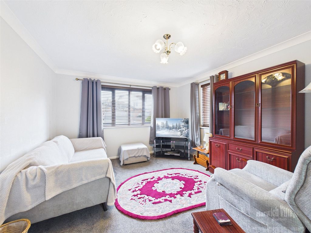 Property photo 2 of 14 Picture 2