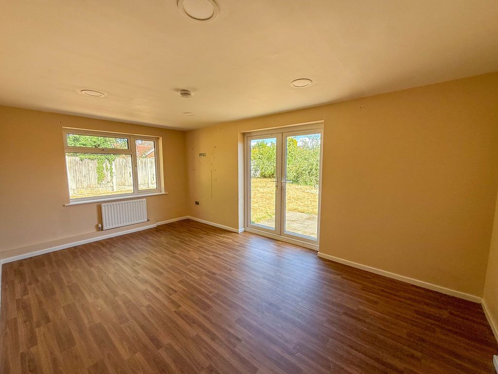 Property photo 2 of 13 Photo 9