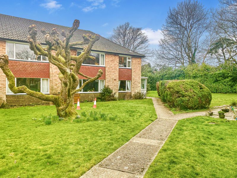 Property photo 1 of 11 Front Aspect