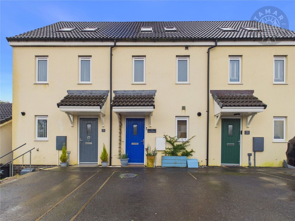 Property photo 1 of 16 Front Aspect