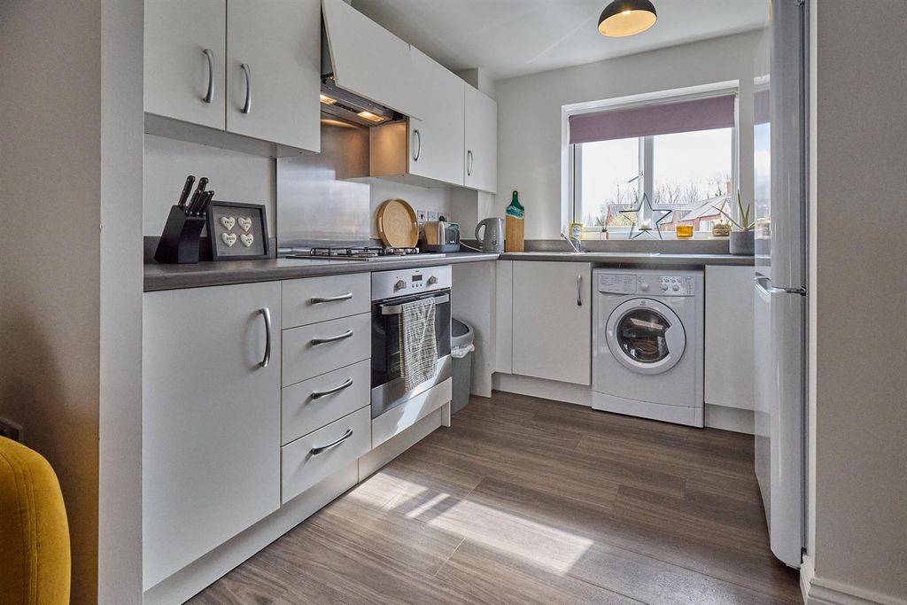 Property photo 2 of 10 Fitted Kitchen To Rear