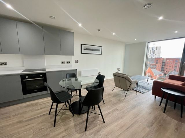 Property photo 3 of 18