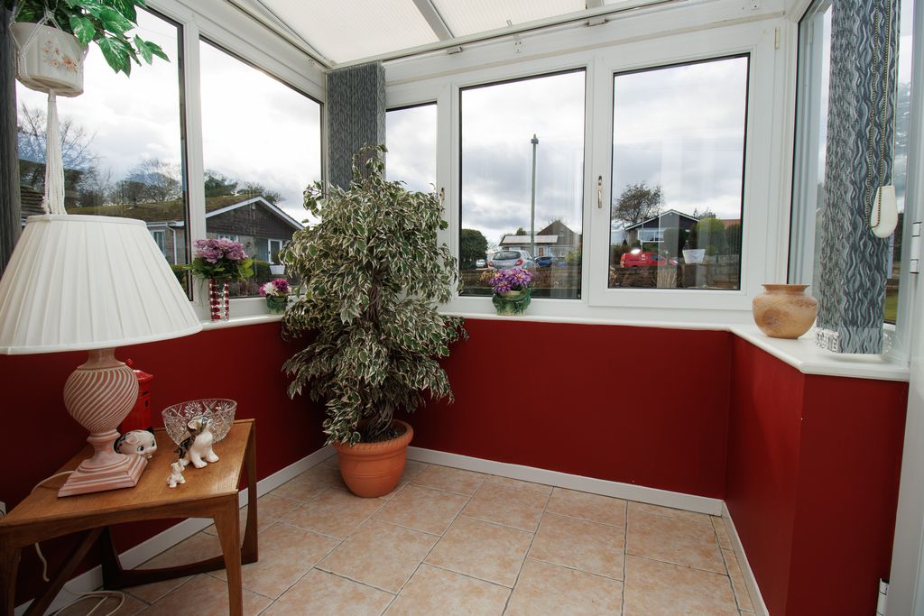 Property photo 2 of 33