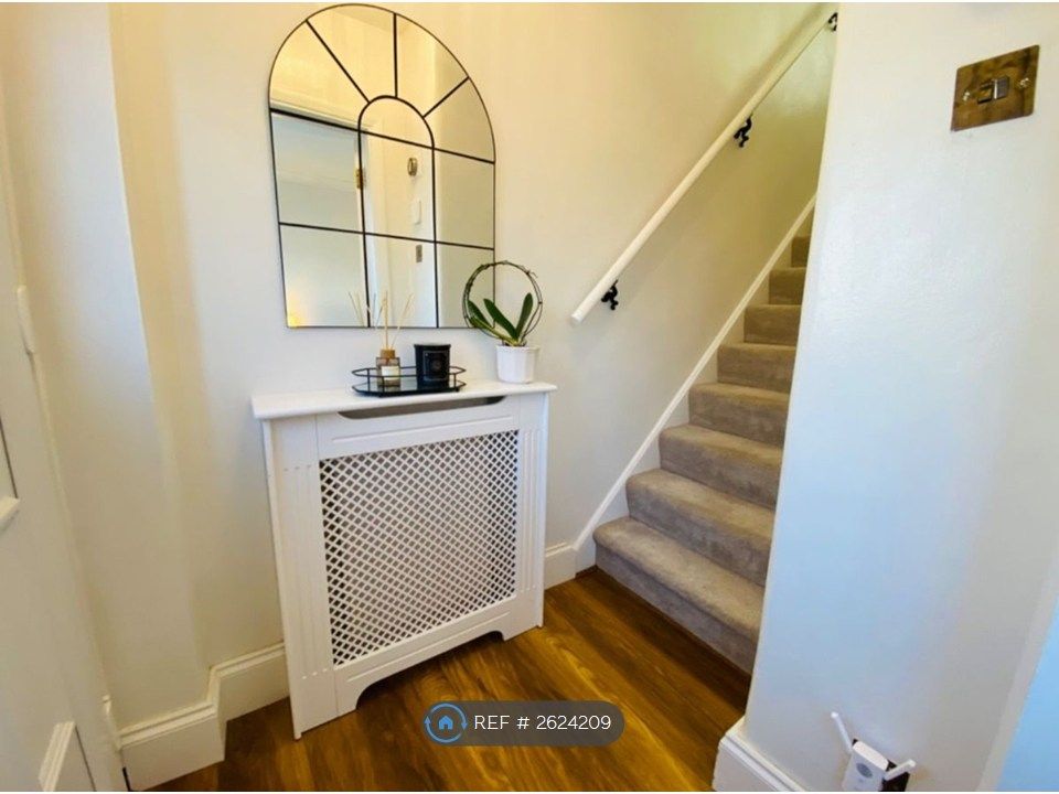 Property photo 2 of 15 Enterance