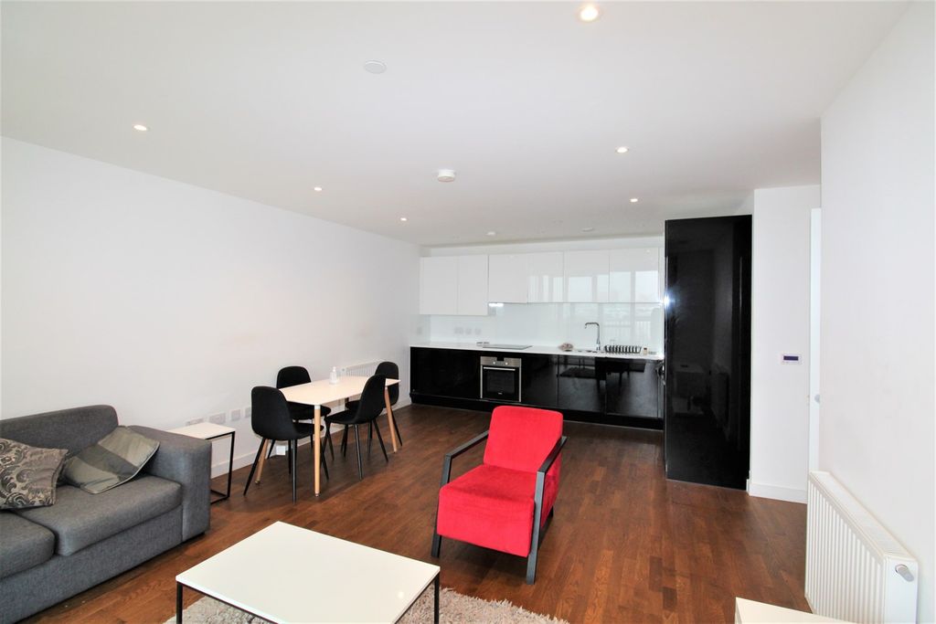 Property photo 1 of 9 1