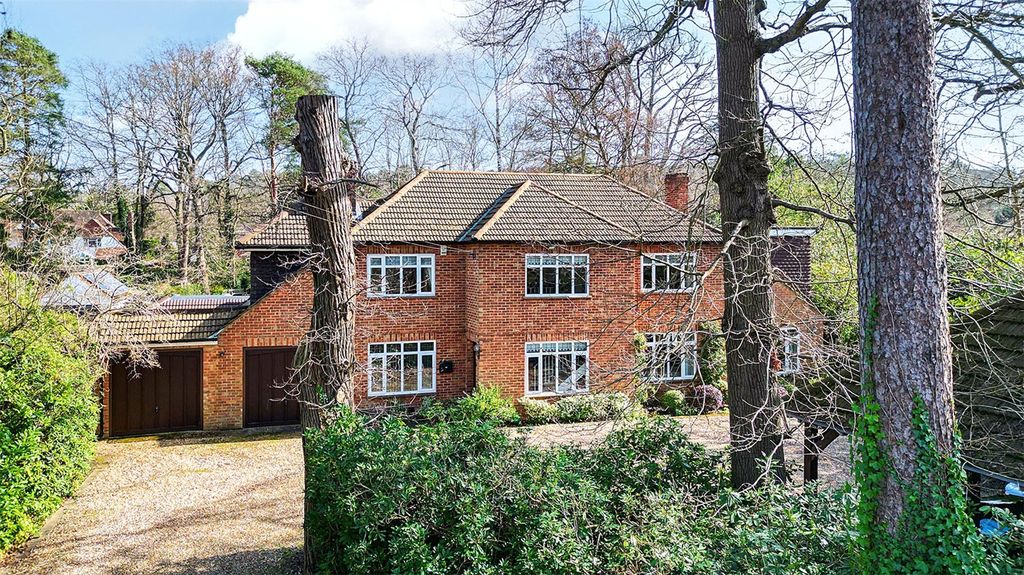 Property photo 2 of 27 Picture No. 03