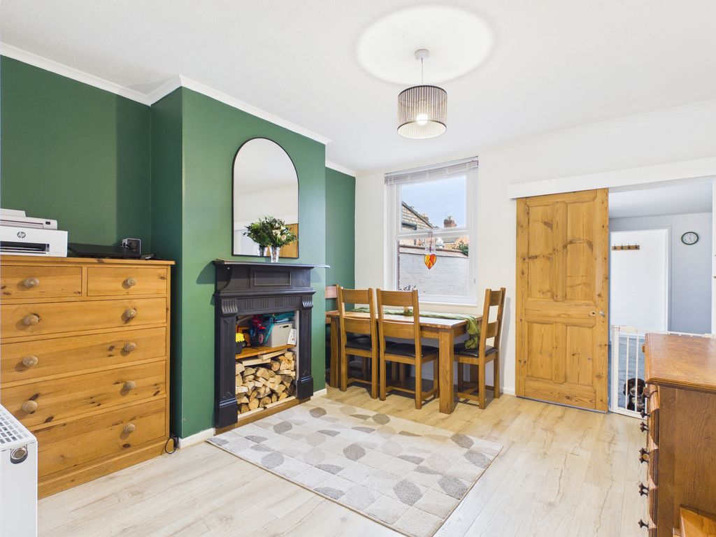 Property photo 3 of 17 Dining Room
