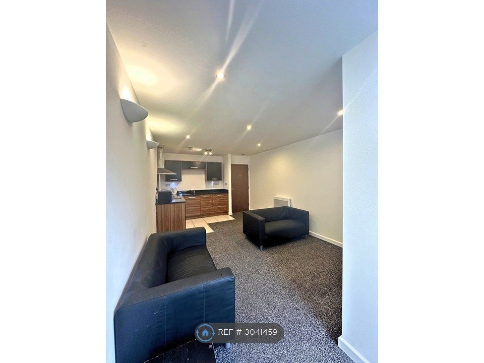 Property photo 2 of 13