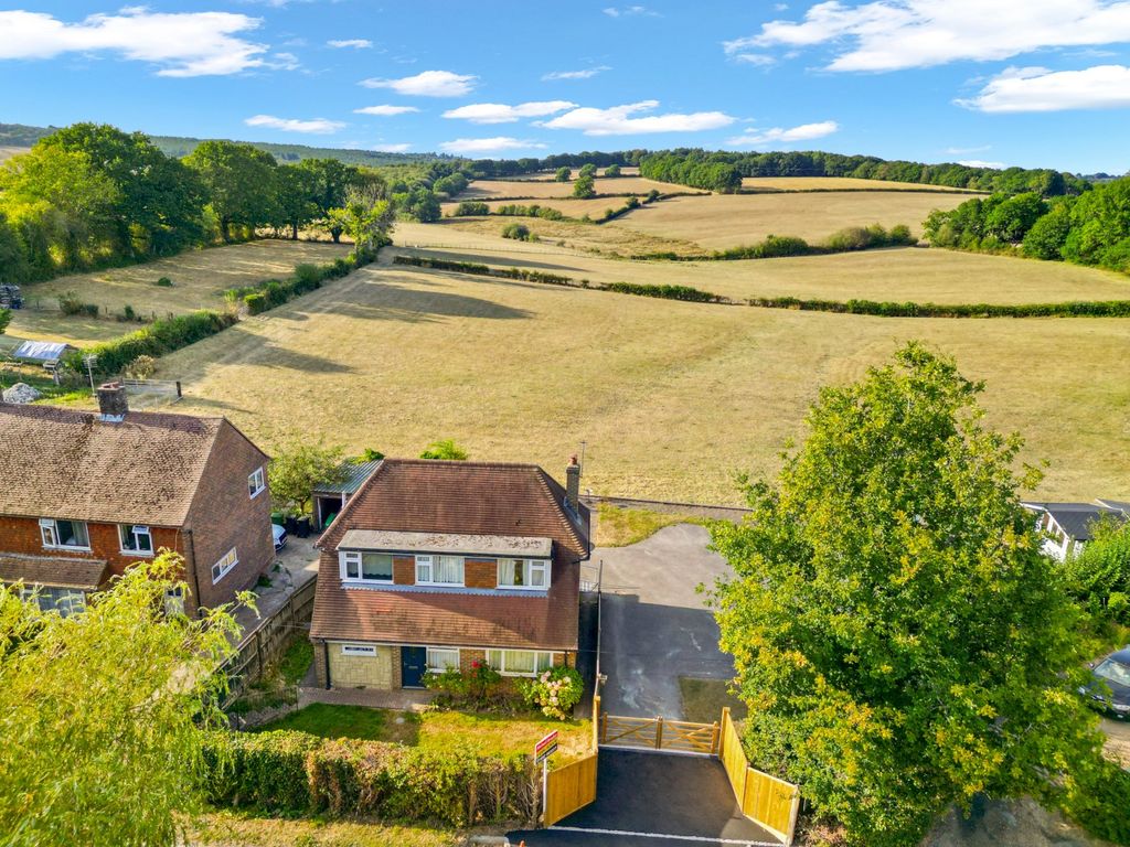 Property photo 1 of 33 Aerial