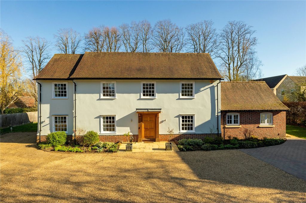 Property photo 1 of 18 Front